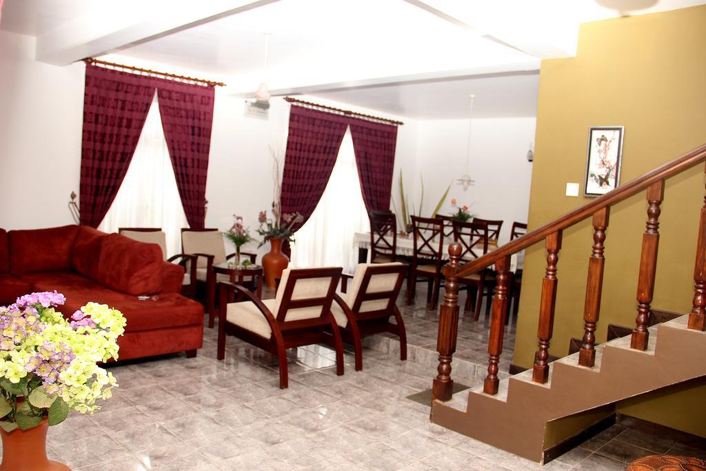 Homestay Perera *