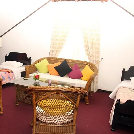 Perera Homestay Nuwara Eliya Exterior foto