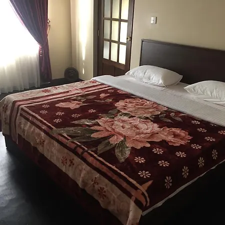 Perera Homestay Nuwara Eliya Exterior foto